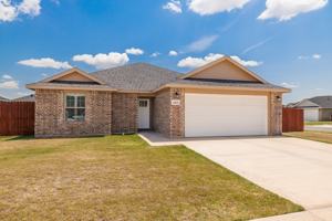 featured image of 1839 Sweetwater Ln