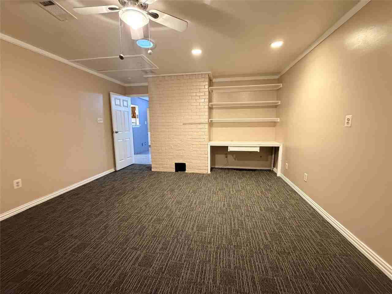 1226 Linkwood Ln - Photo 7 of 19