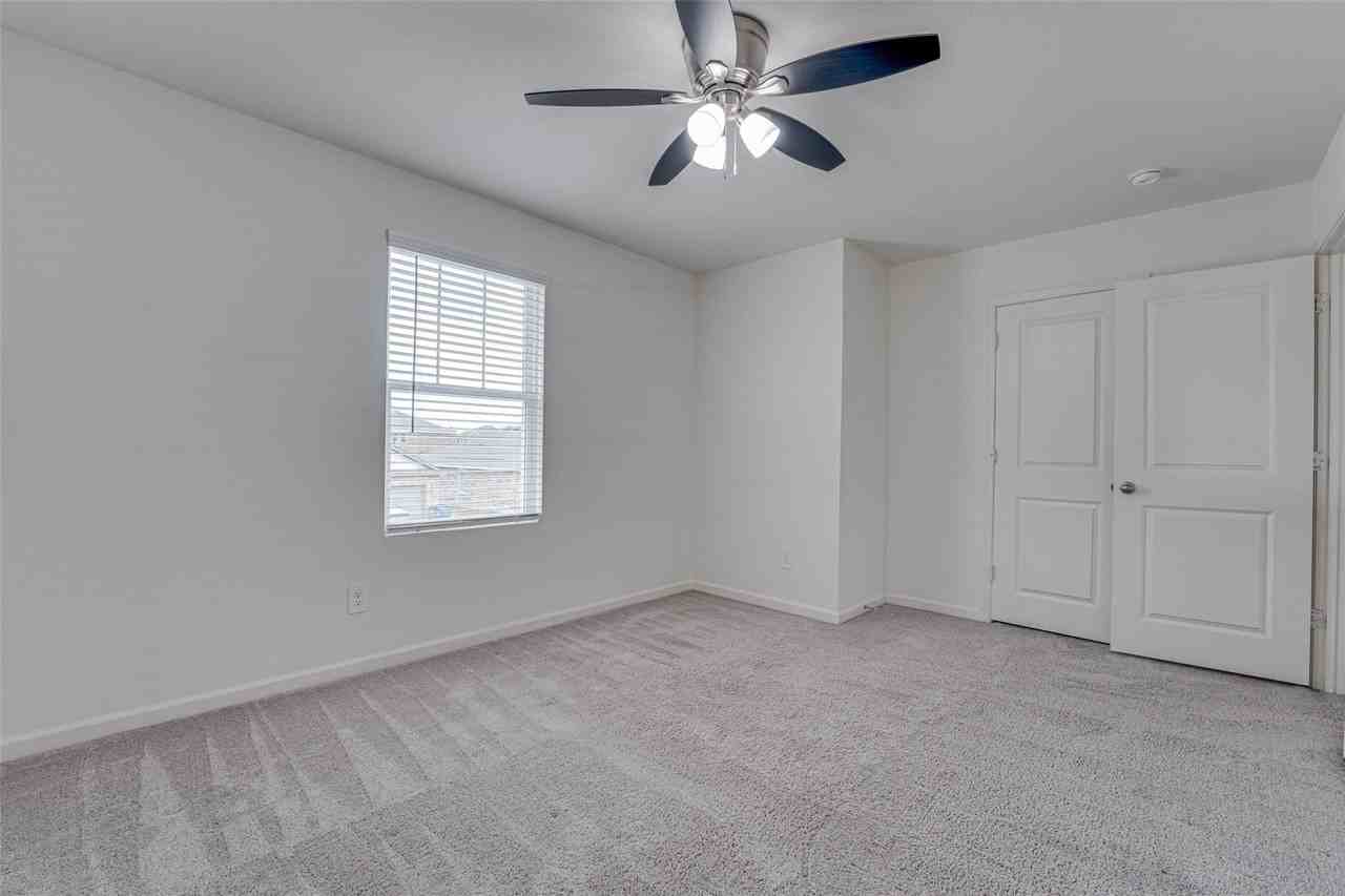 767 Camden Dr - Photo 5 of 36