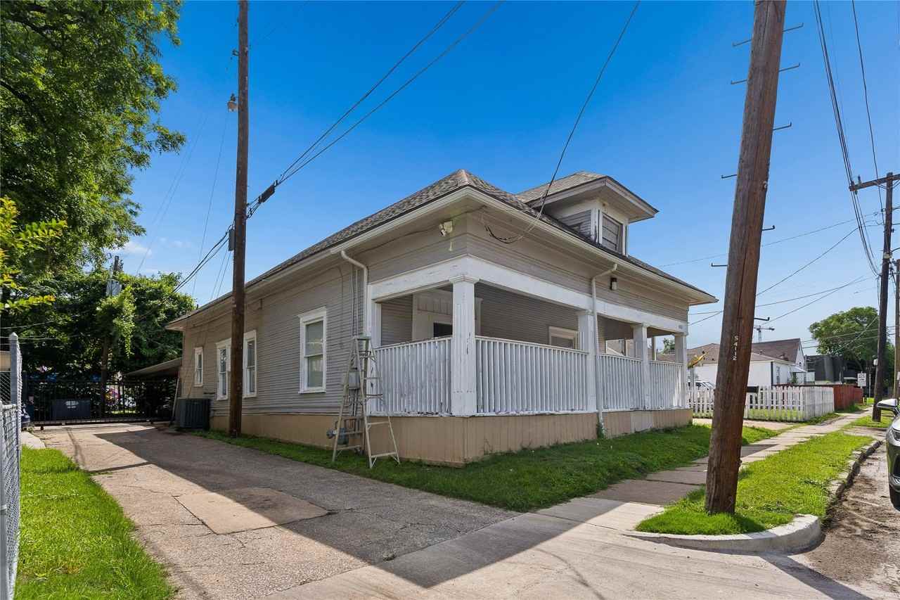 4112 Congress Ave - Photo 2 of 19