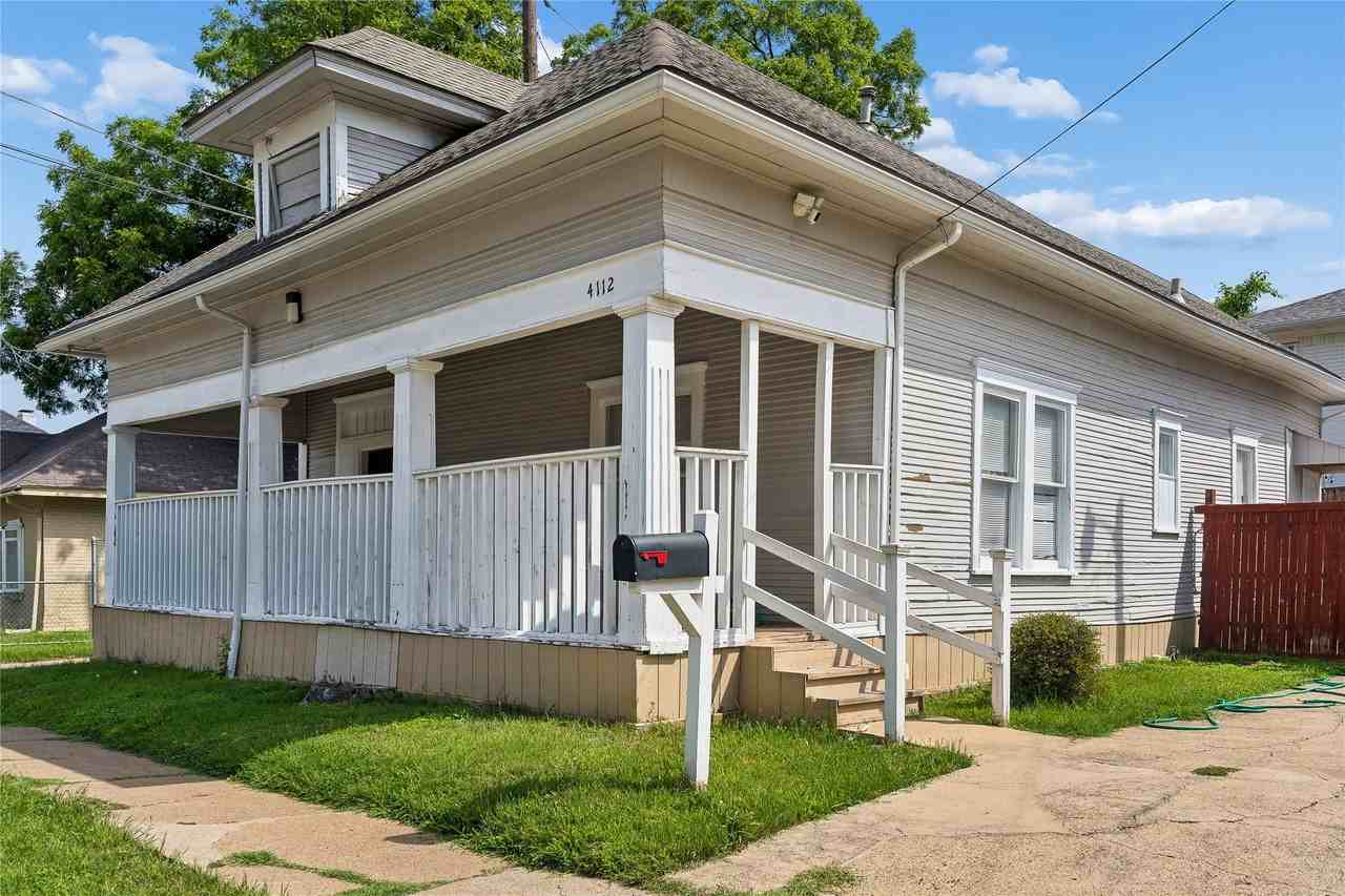 4112 Congress Ave - Photo 4 of 19