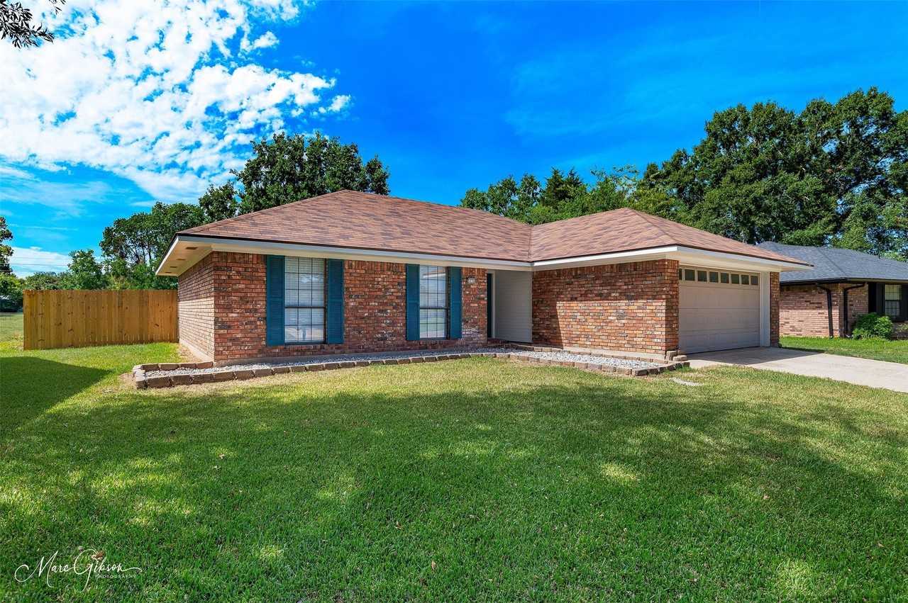 5226 Lauri Ln - Photo 2 of 23
