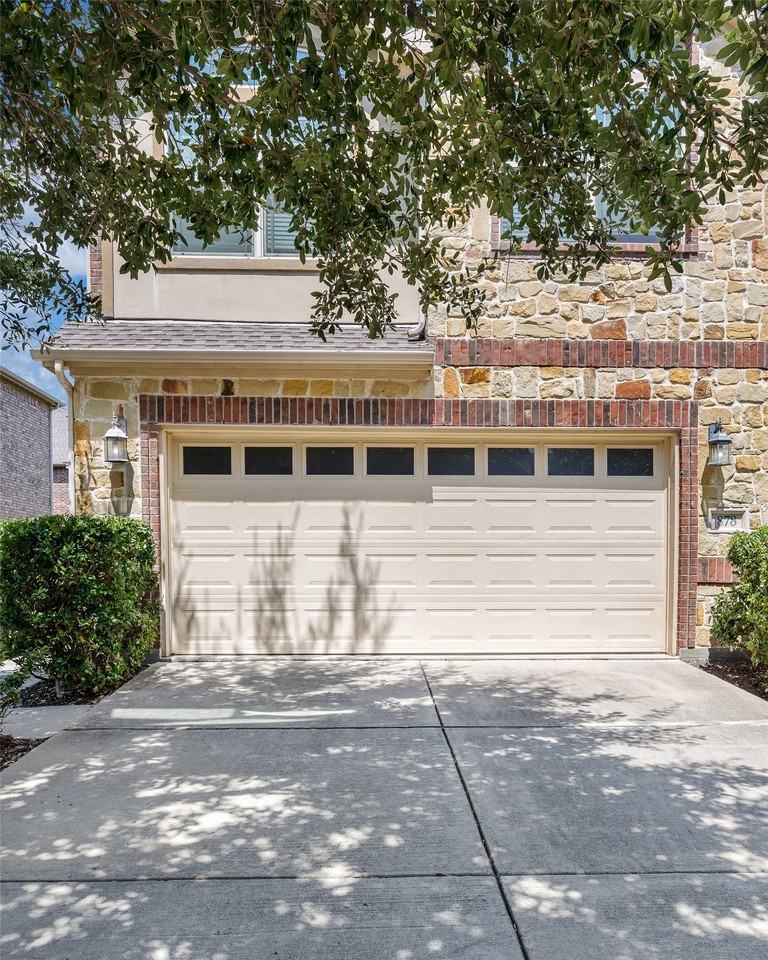 878 Caballero Dr - Photo 2 of 20