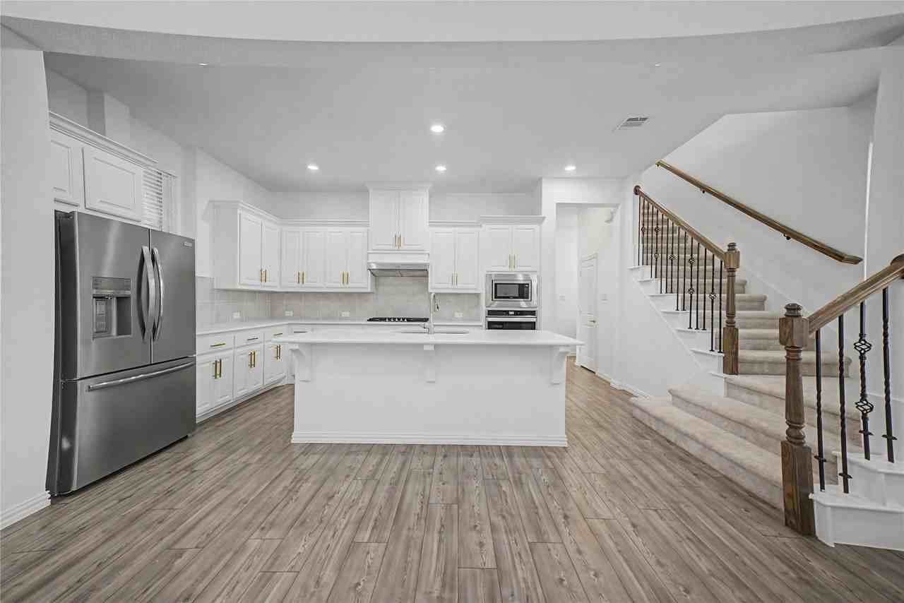 8301 Barnbougle Dunes Dr - Photo 6 of 39