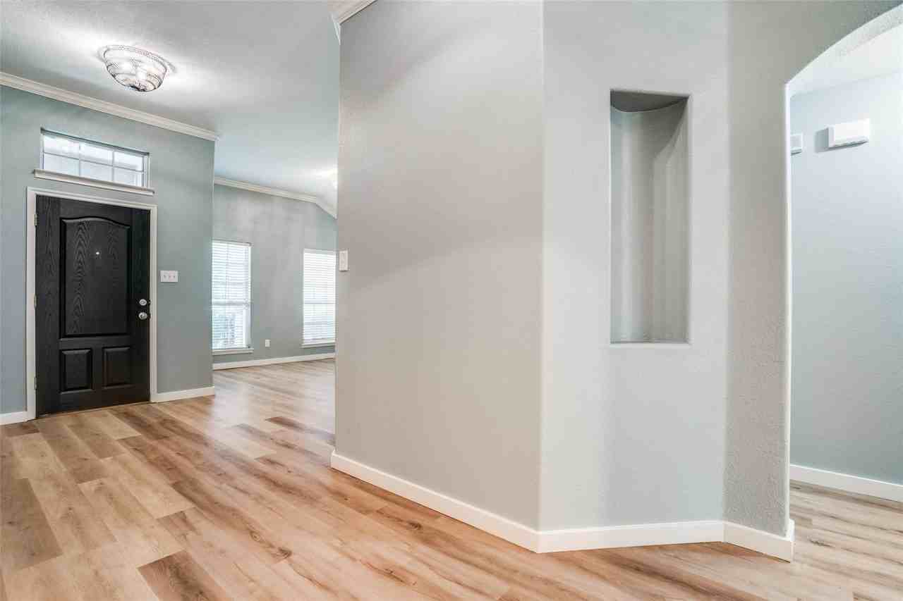 3925 La Tierra Linda Trl - Photo 4 of 25