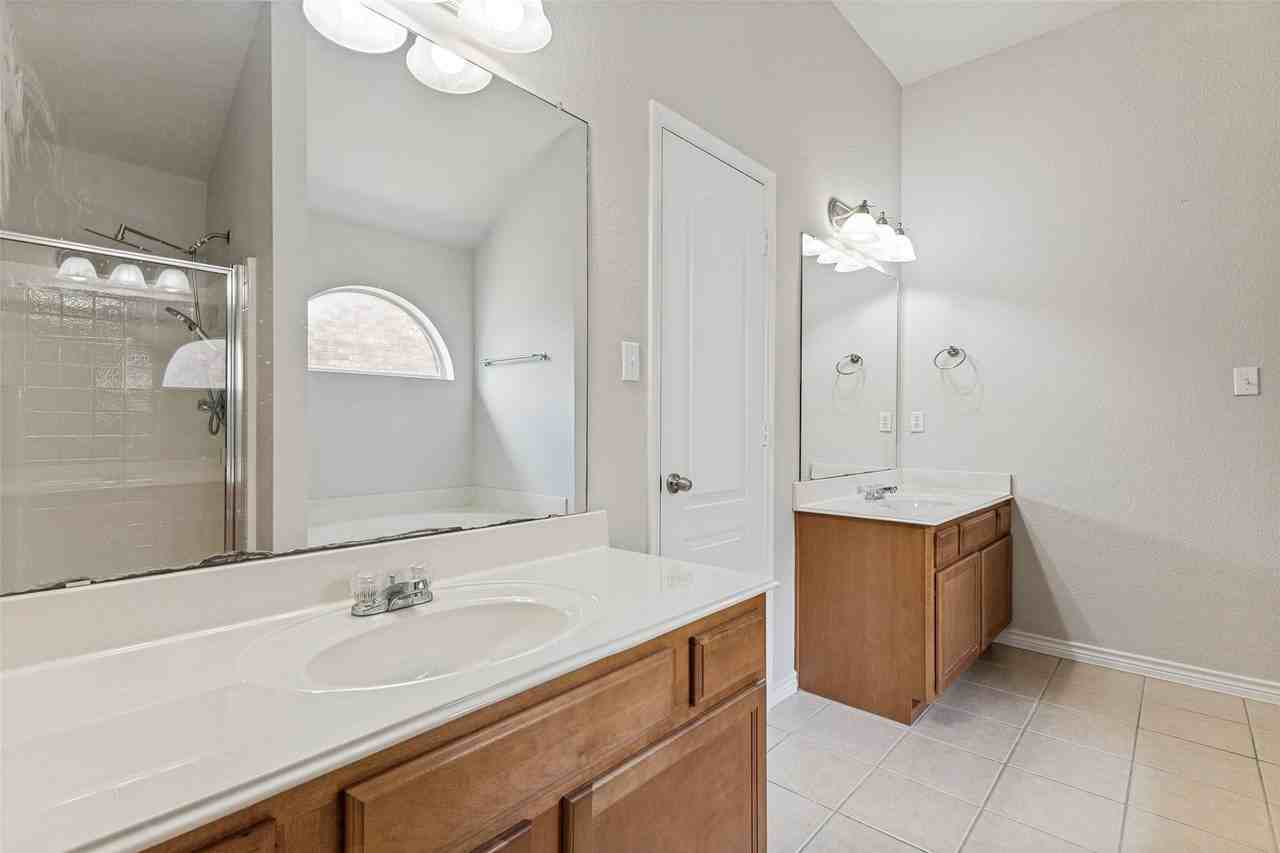 11617 Kenny Dr - Photo 6 of 12