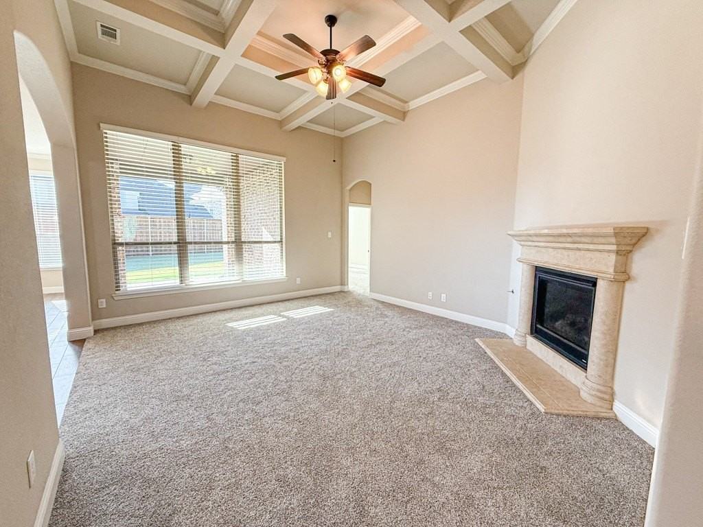 2100 Grant Park Way - Photo 3 of 38
