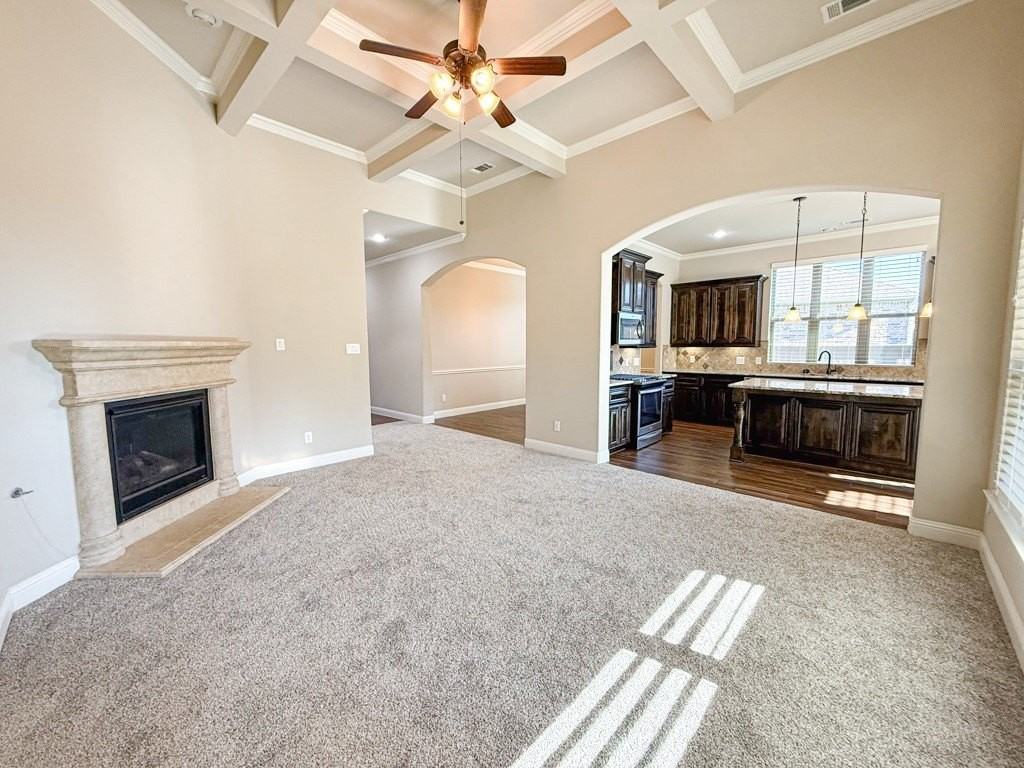 2100 Grant Park Way - Photo 5 of 38