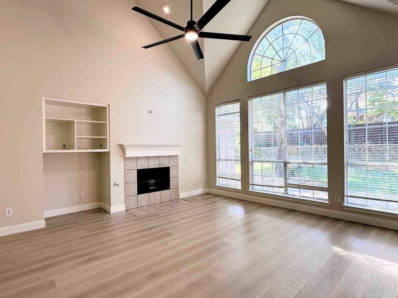 8813 Arbor Creek Ln - Photo 4 of 38