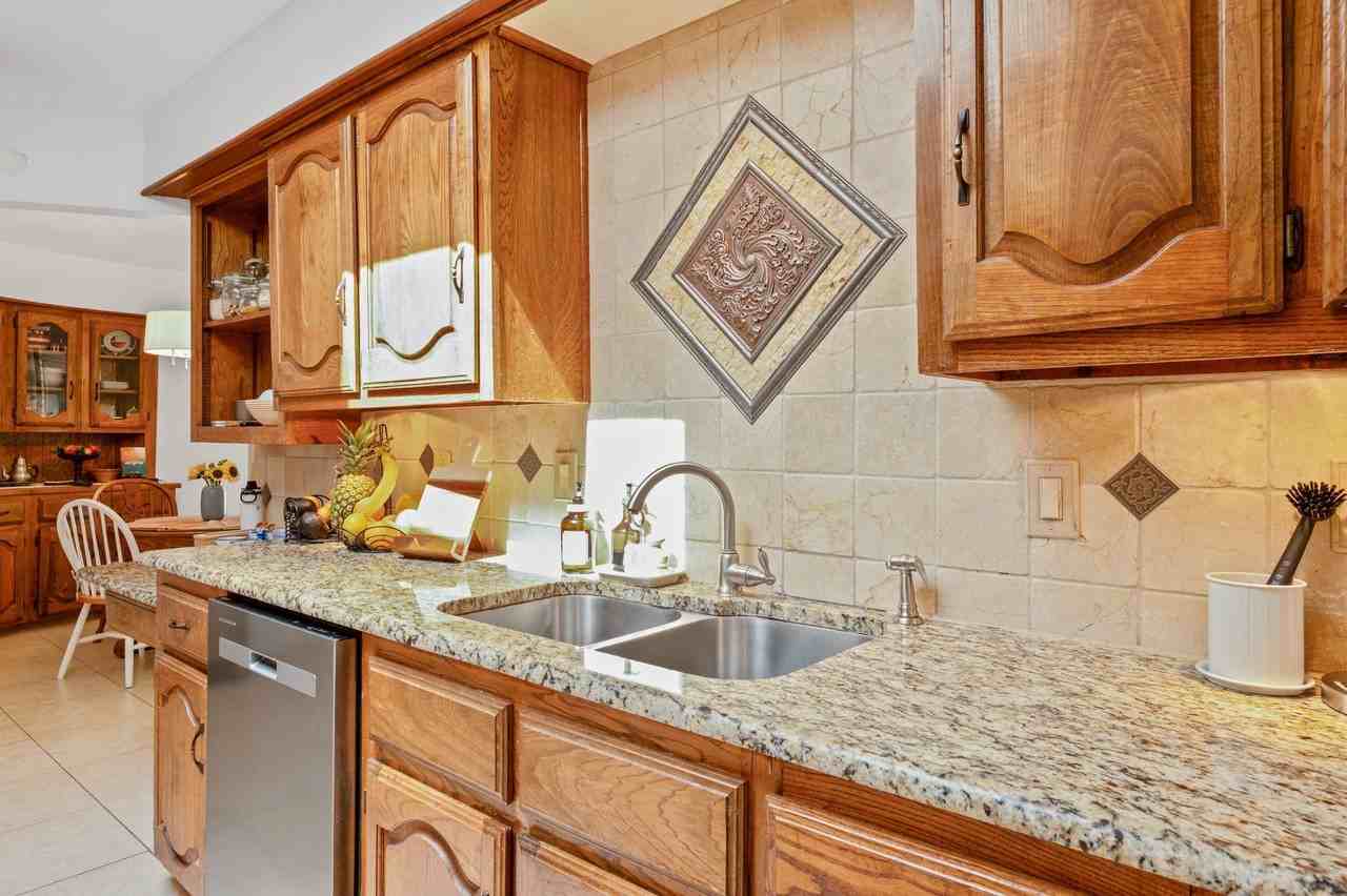621 Harvest Glen Dr - Photo 4 of 23