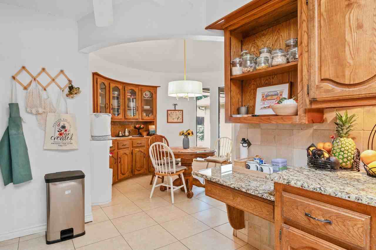 621 Harvest Glen Dr - Photo 7 of 23
