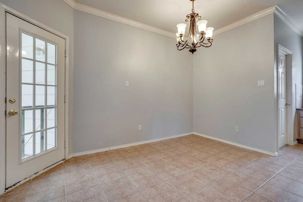 3816 Johnson Dr - Photo 4 of 26