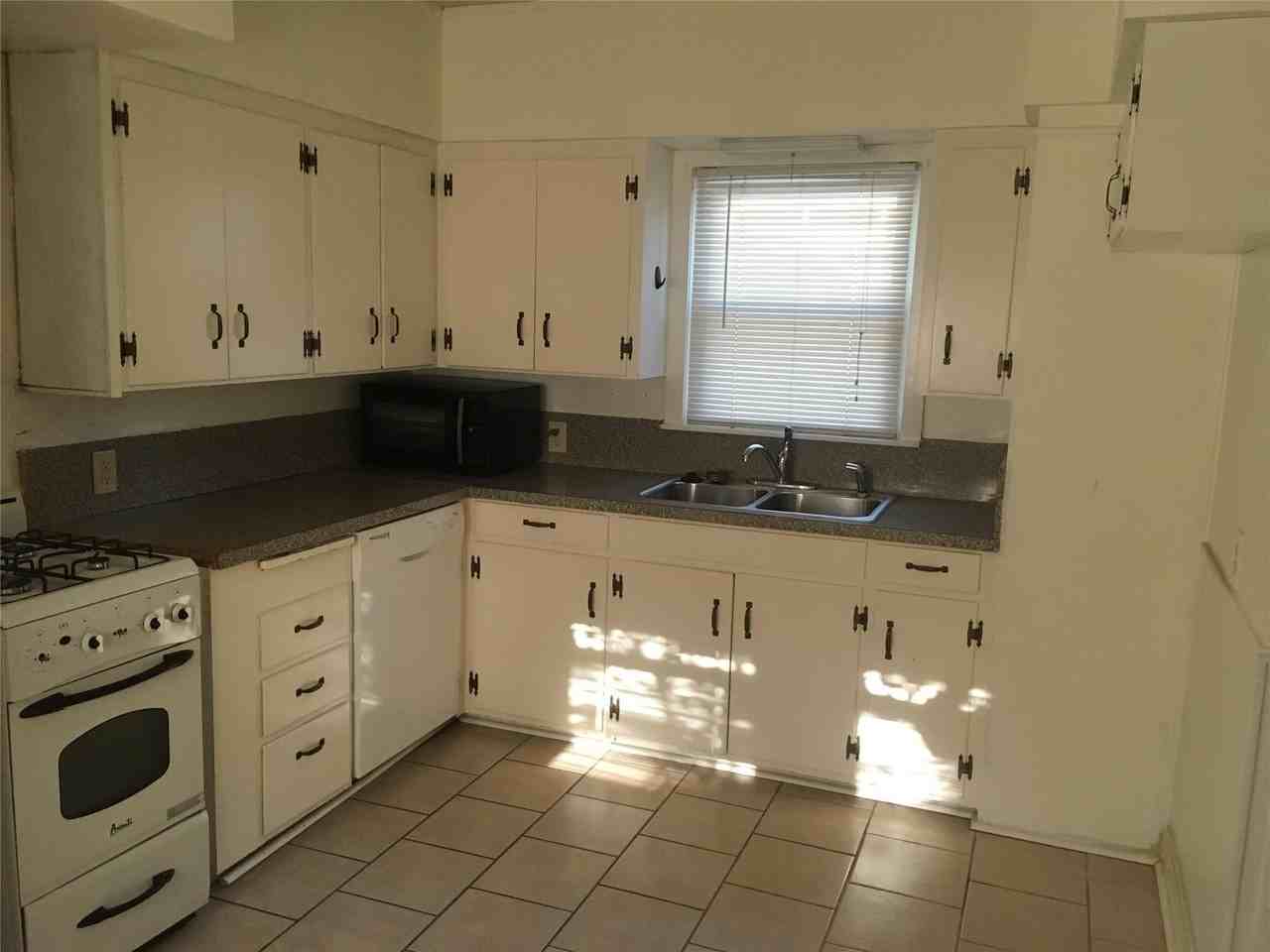 1000 Stuart Rd - Photo 5 of 5