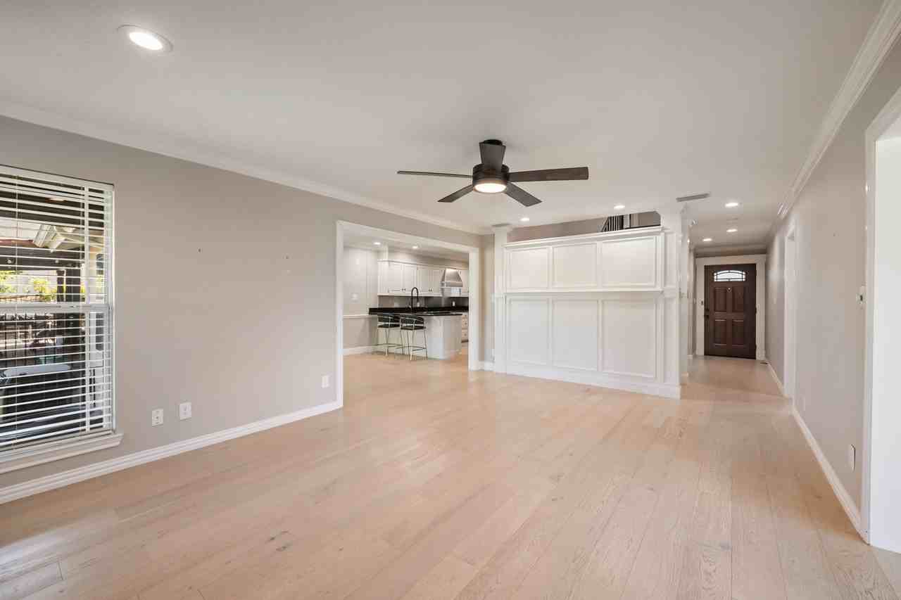 3326 Augusta Blvd - Photo 5 of 34