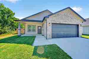 featured image of 97 S Fir St