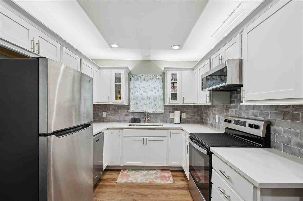 4016 Cactus Dr - Photo 3 of 13