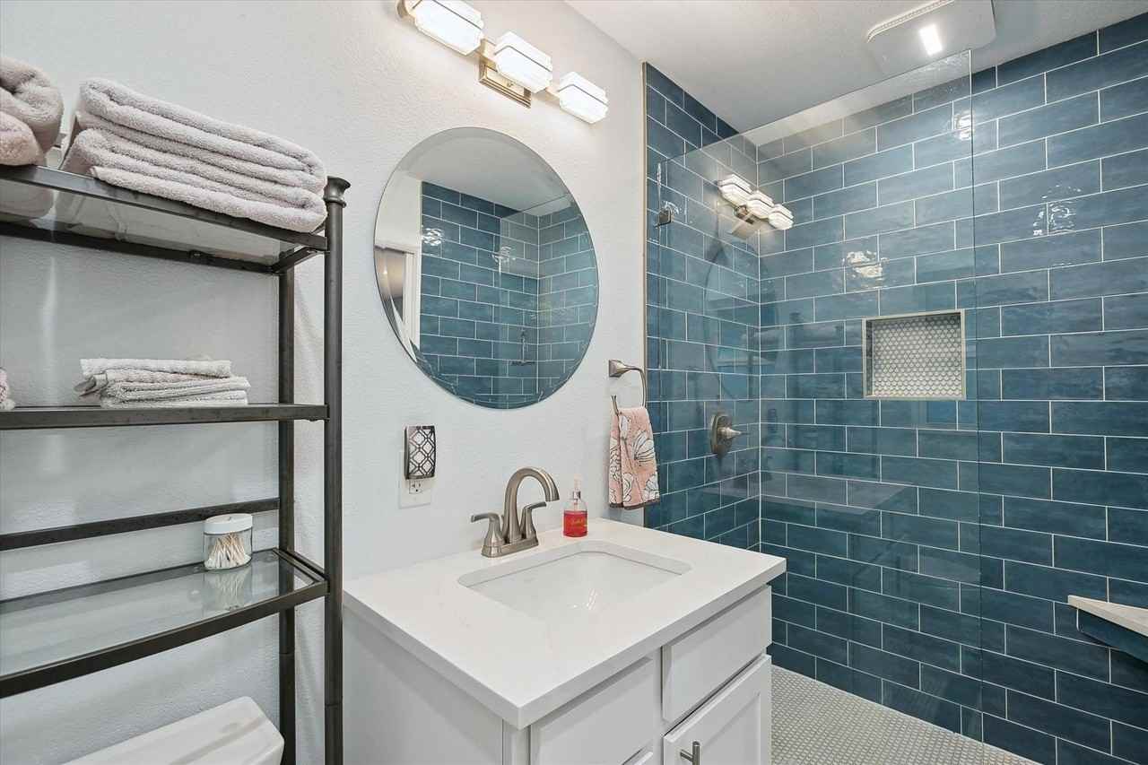 4016 Cactus Dr - Photo 4 of 13