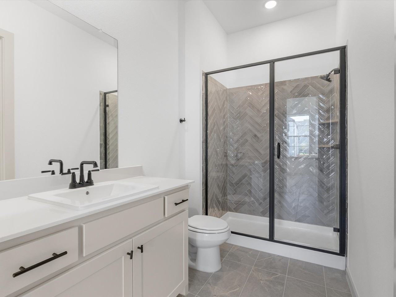 9544 Keep St - Photo 5 of 40