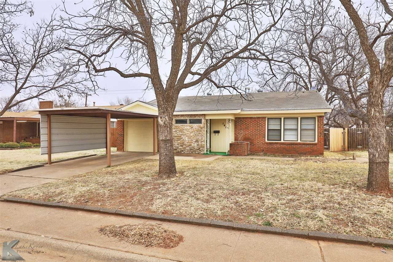 1413 Westview Dr - Photo 2 of 40