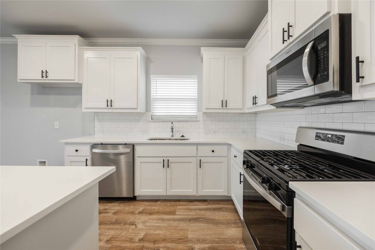 354 Rock Acre Dr - Photo 3 of 25