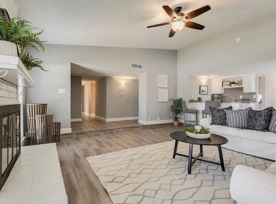 6529 Chalk Ct - Photo 3 of 16