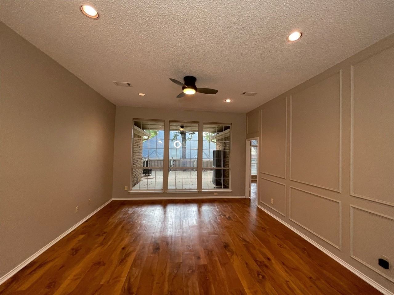 1818 Haydenbend Cir - Photo 4 of 30