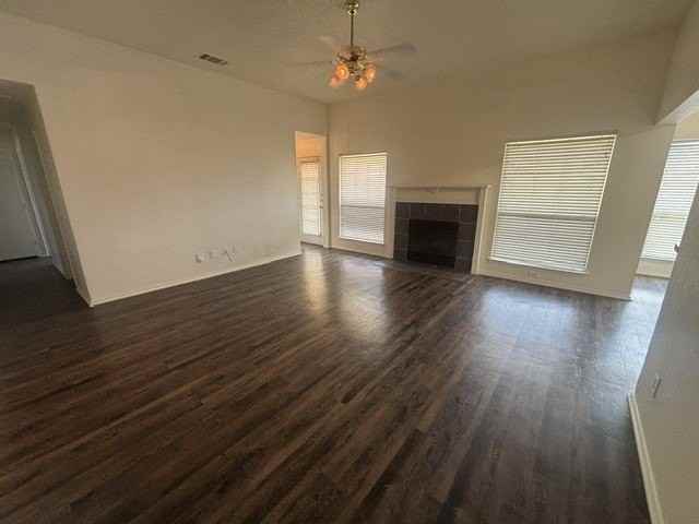 1024 Carlin Ln - Photo 5 of 32
