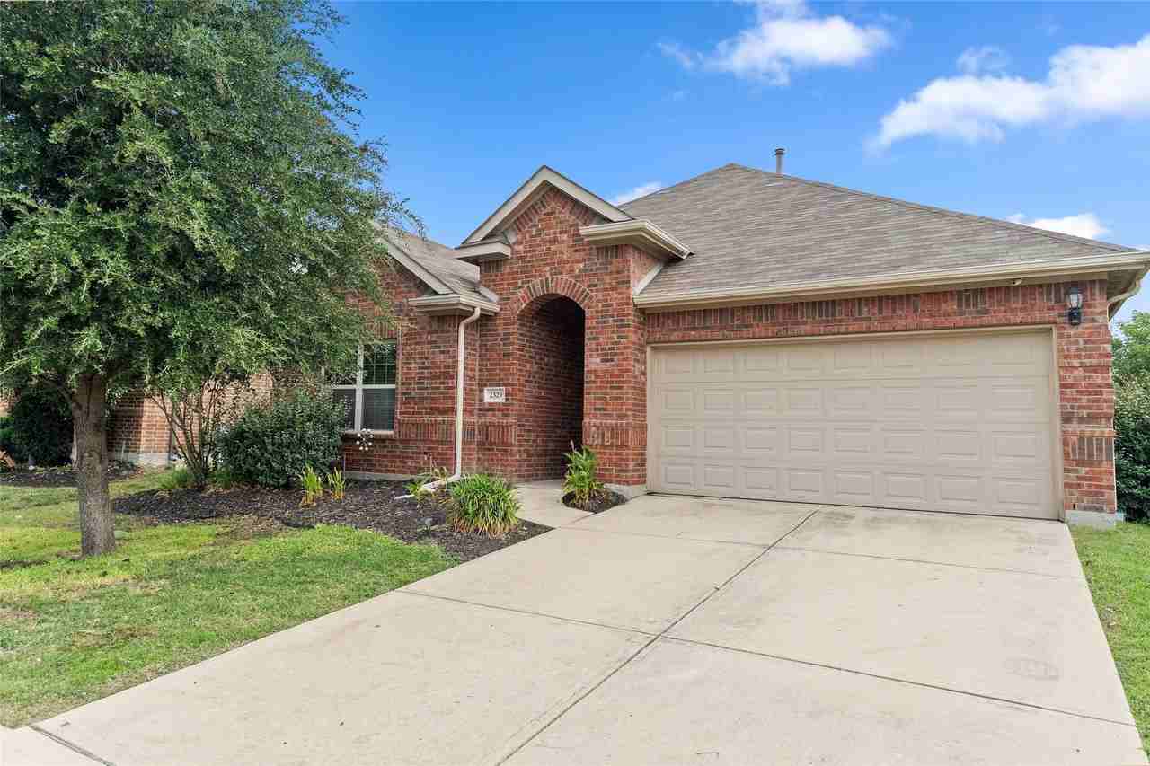 2329 Scott Creek Dr - Photo 2 of 20