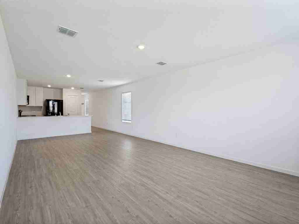 6736 Bramblewood Dr - Photo 6 of 24
