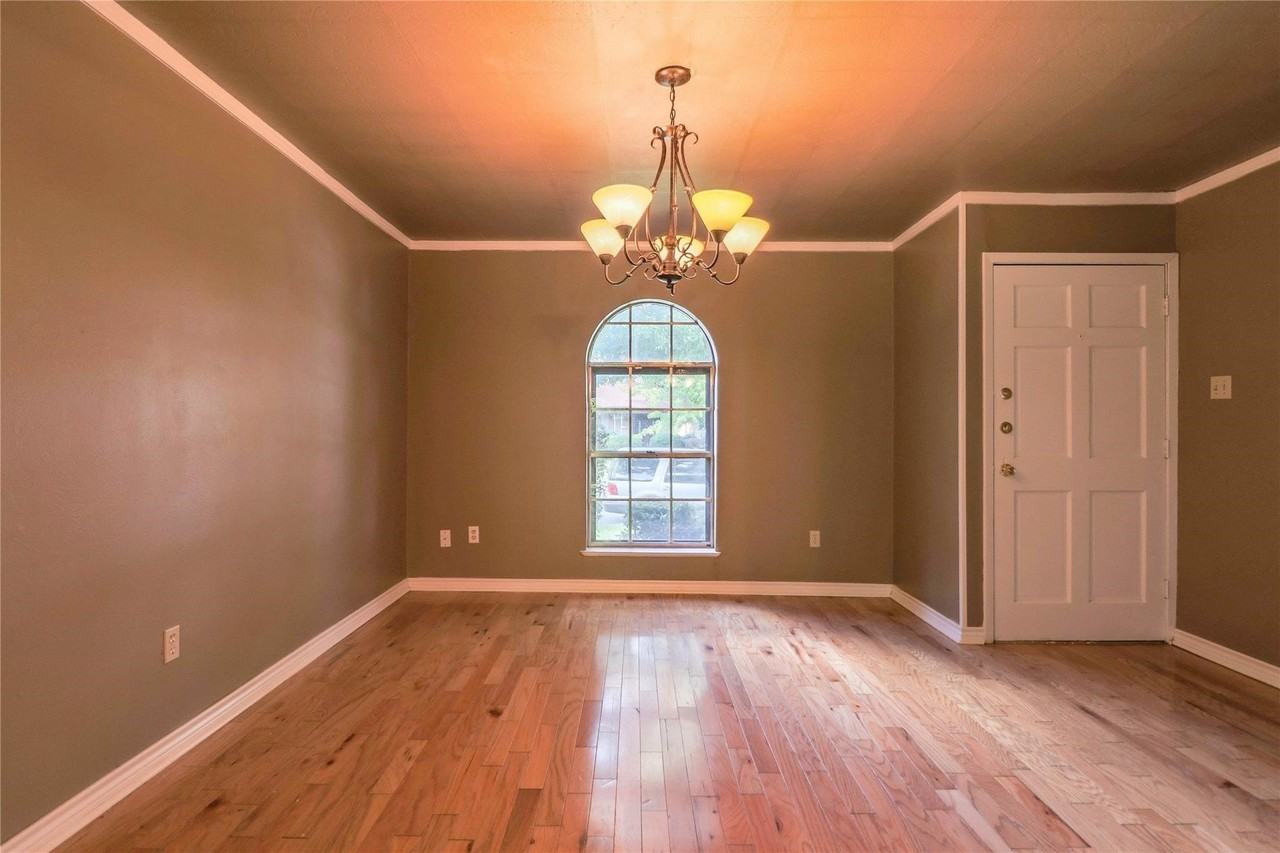 5304 Westhaven Dr - Photo 6 of 24