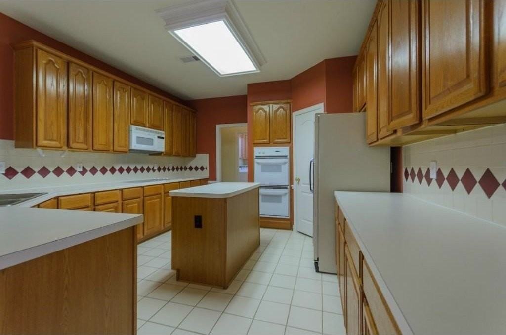2613 Owl Creek Dr - Photo 5 of 25