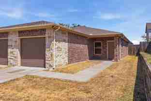 3217 Karen St #3219 - Photo 1 of 1