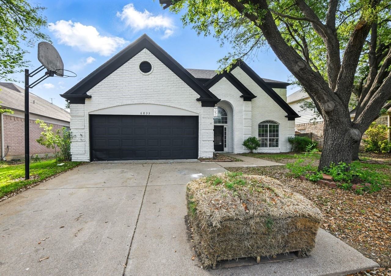6833 Lyndale Dr - Photo 2 of 22