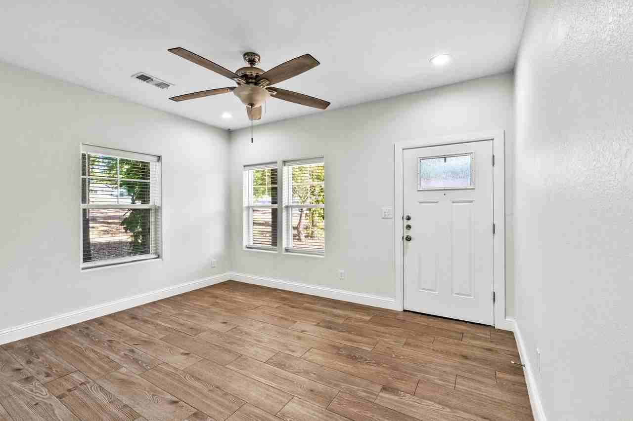 605 Martin Luther King St - Photo 6 of 23