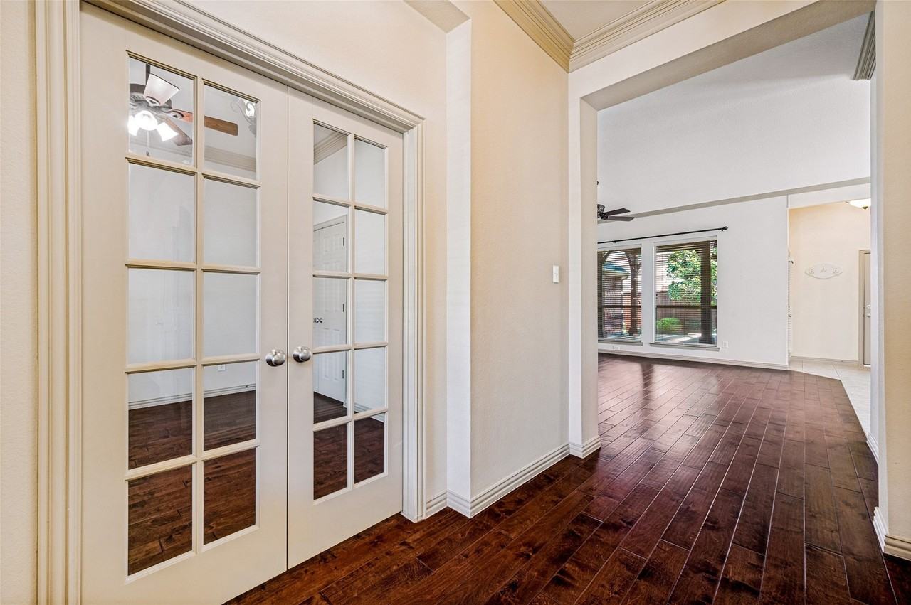 8336 Shady Shore Dr - Photo 4 of 26