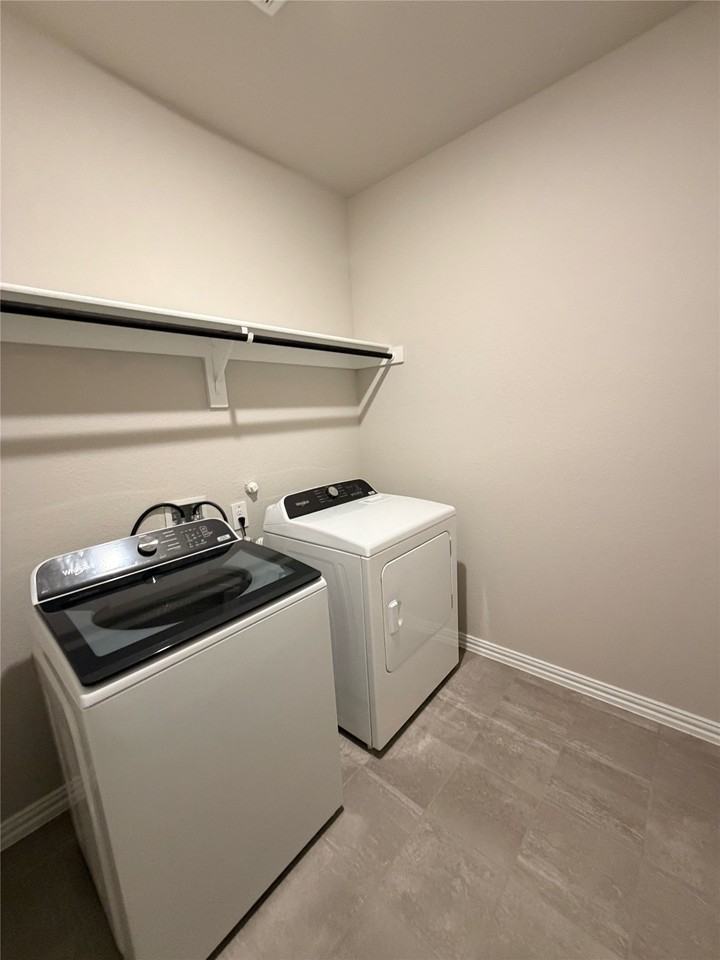 2209 Dunbar Dr - Photo 6 of 13