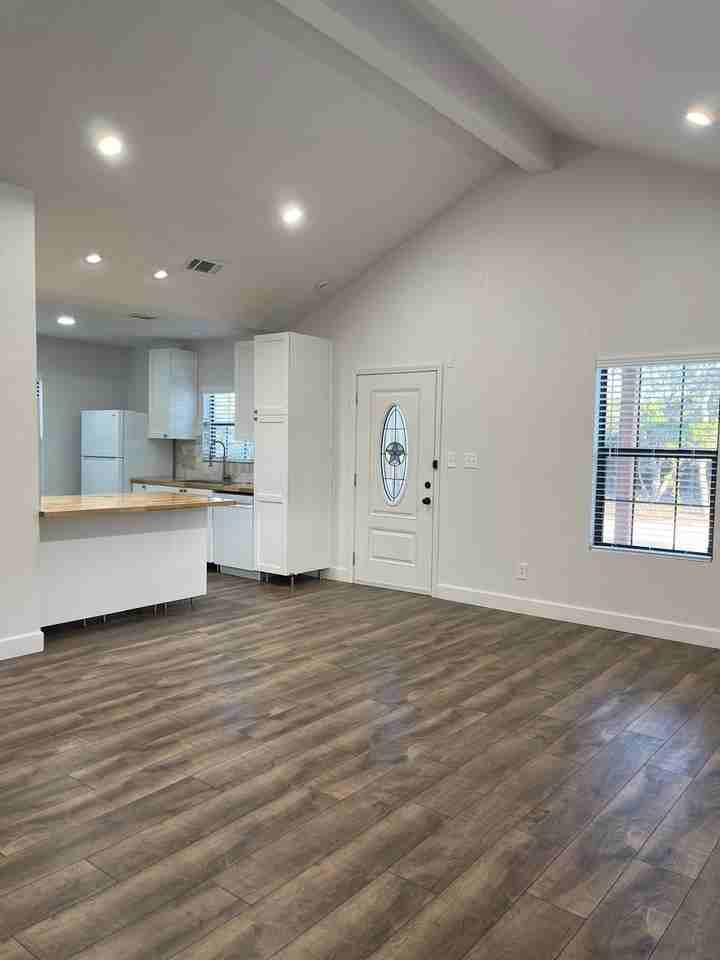 251 Brushy Creek Trl - Photo 4 of 18