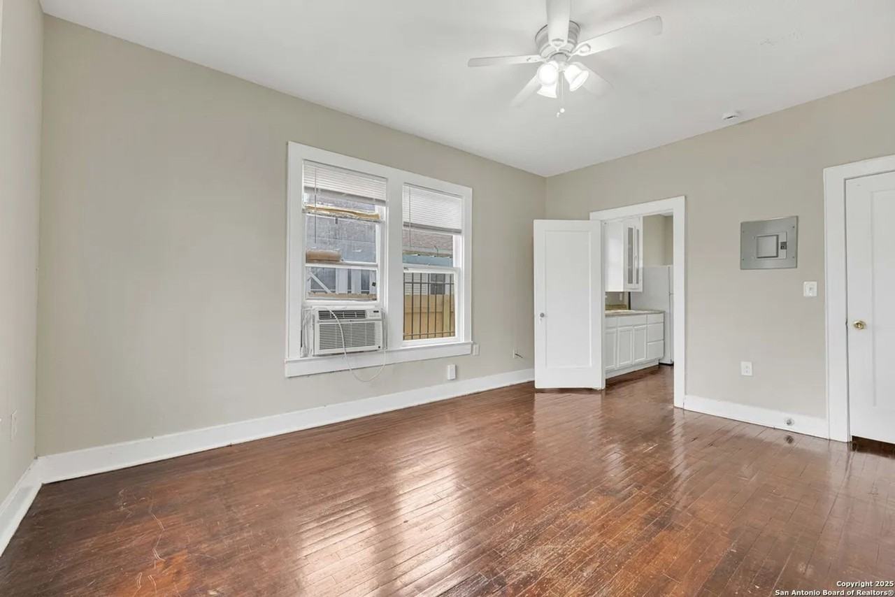 1931 Cincinnati Ave #2 - Photo 2 of 10