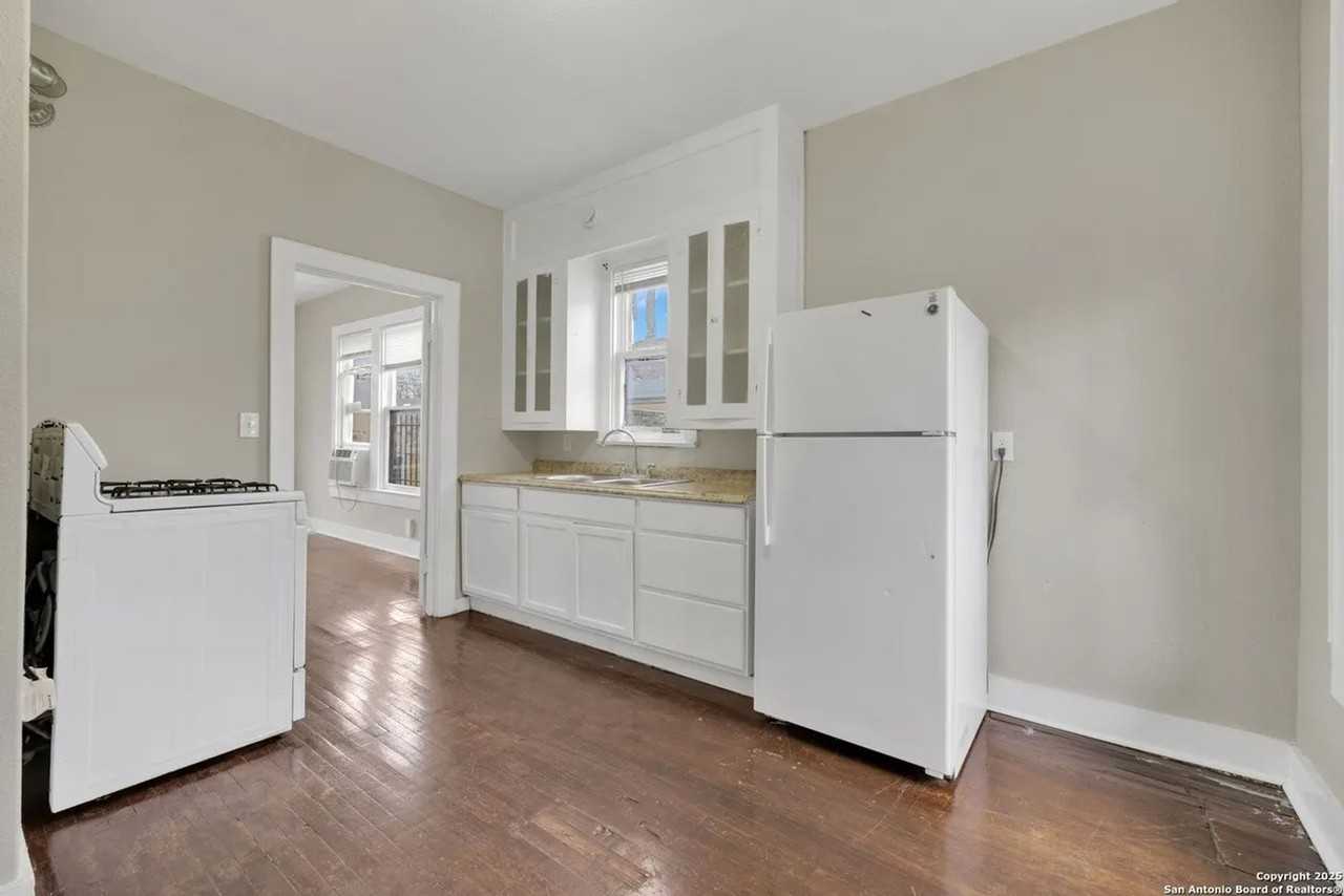 1931 Cincinnati Ave #2 - Photo 7 of 10
