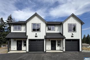 1106 W Lauridsen Blvd - Photo 1 of 1