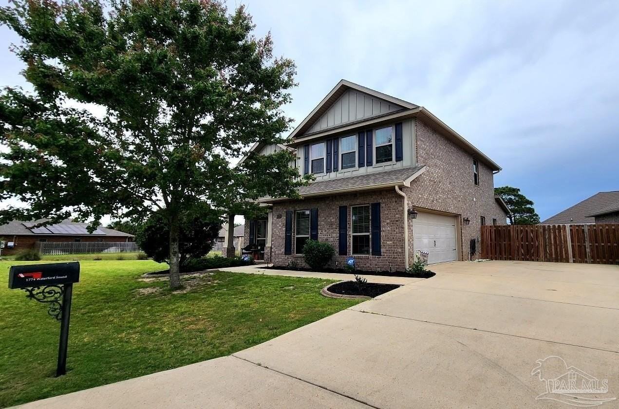 Waterford Ln - Photo 2 of 33
