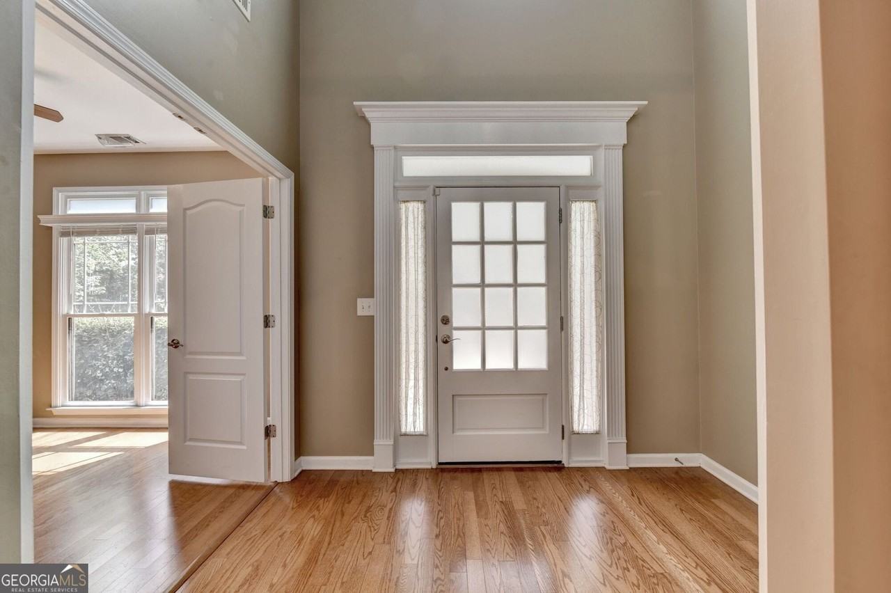 2213 Hamilton Mill Pkwy - Photo 4 of 50