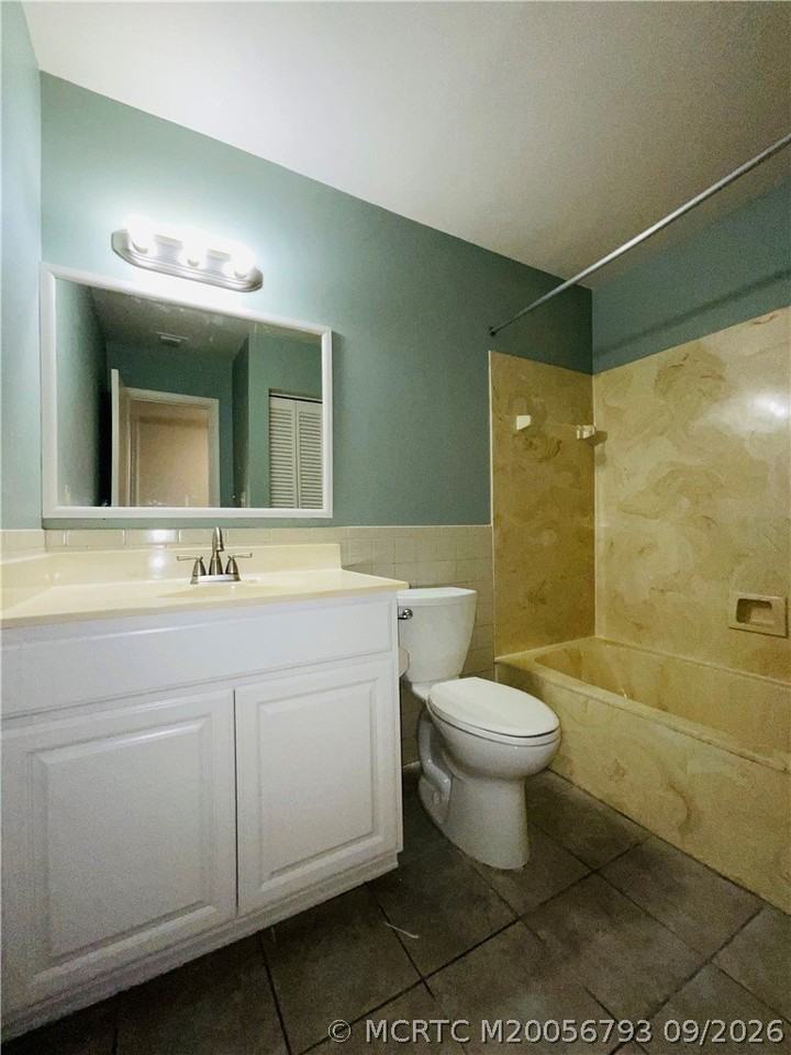 1206 Carlton Ct #104 - Photo 6 of 8