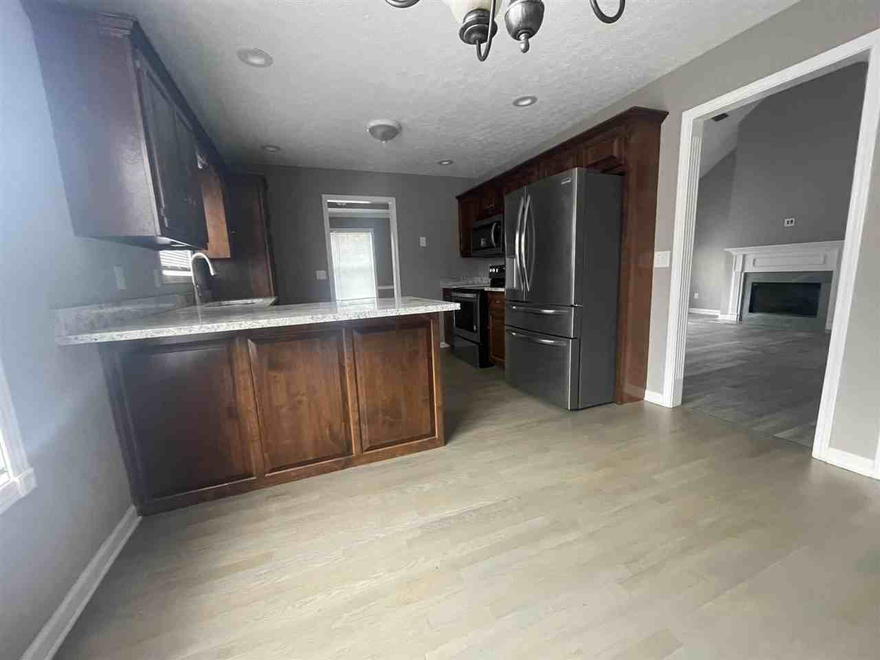 517 Herman Ave - Photo 4 of 10