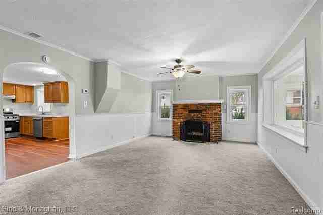 35870 Alfred St - Photo 3 of 30