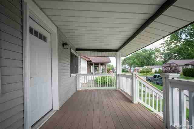 543 E Saratoga St - Photo 2 of 22