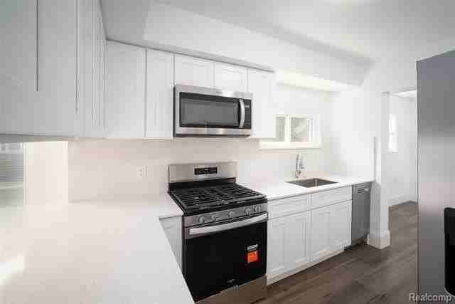 543 E Saratoga St - Photo 6 of 22