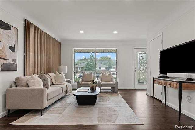 22030 Church St - Photo 7 of 30