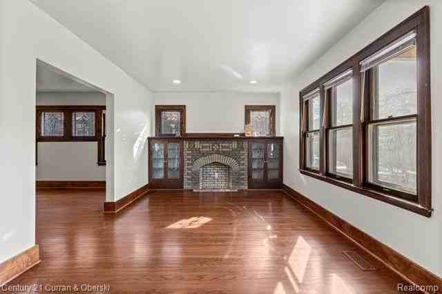 8804 Mason Pl - Photo 2 of 26