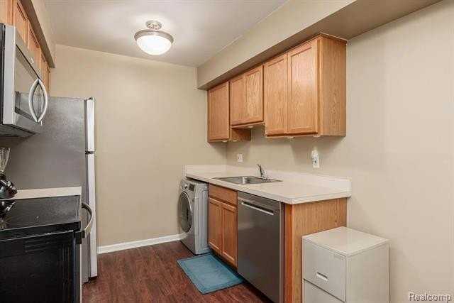 43992 Freeway Dr #94 - Photo 7 of 9